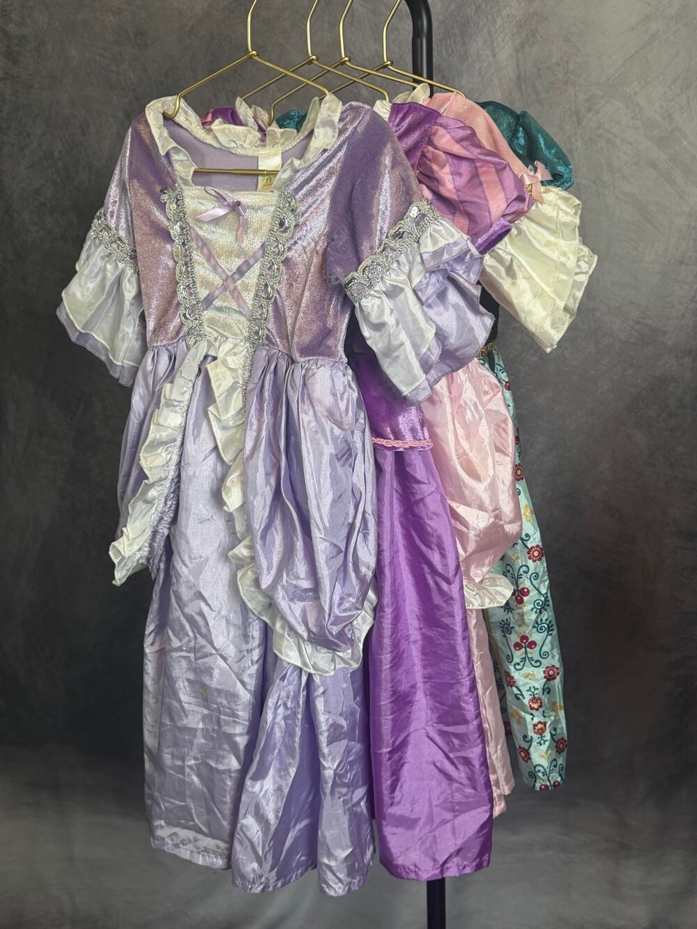 Lot of Little Adventures Princess pretend play Dresses Costumes Size 3-5 years